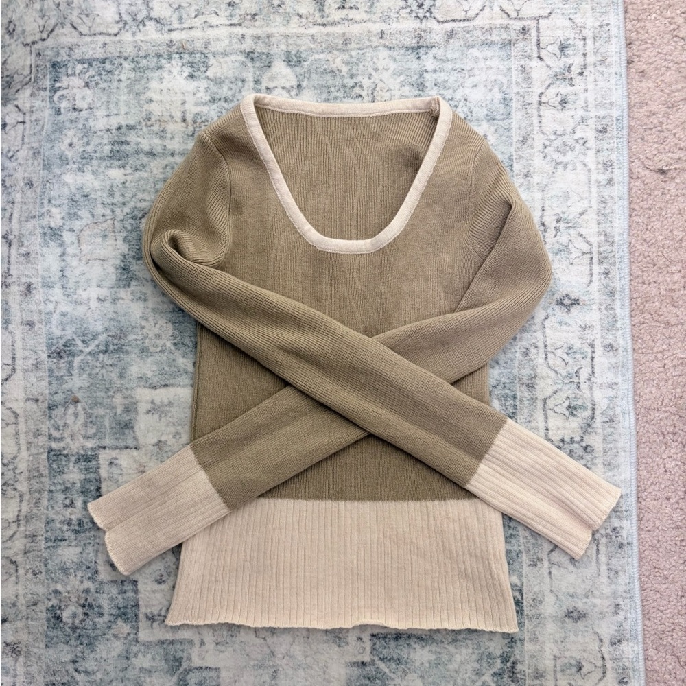 Commense Tan and Cream Women's Sweater
